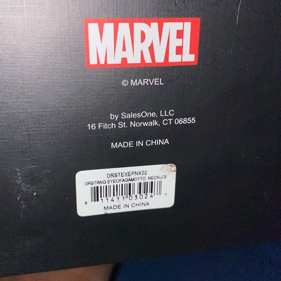 Immerse yourself in the mystical arts with the Doctor Strange: Light Up Eye - Picture 5 of 5